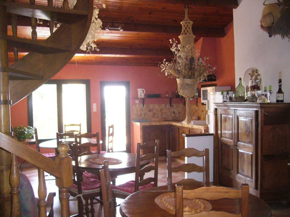 Maison Provencale Appartamento Venasque Esterno foto