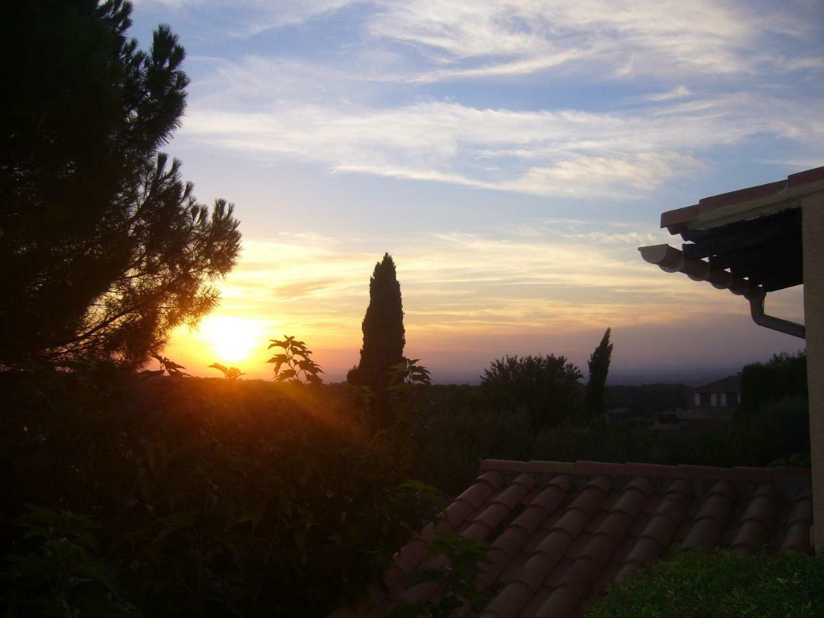 Maison Provencale Appartamento Venasque Esterno foto